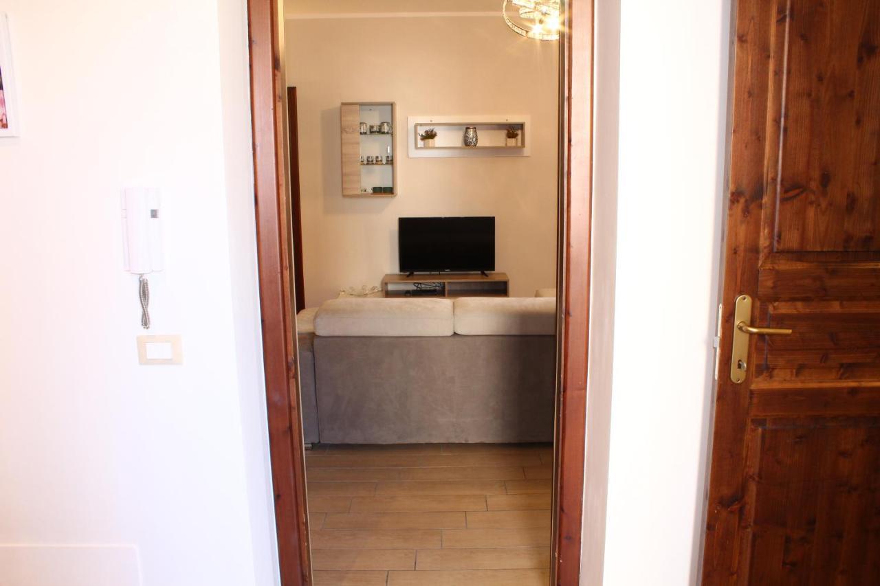 Villa Marchele Carini Buitenkant foto